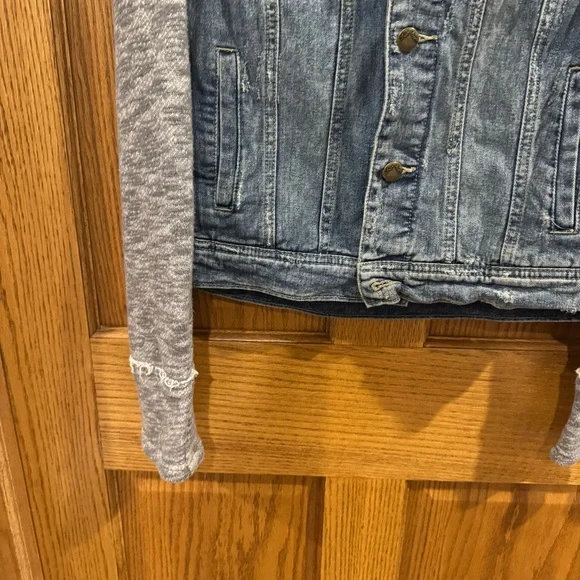 Free People Denim Knit Sleeve Hooded Jacket Boho Hybrid Size M - Picture 2 of 6